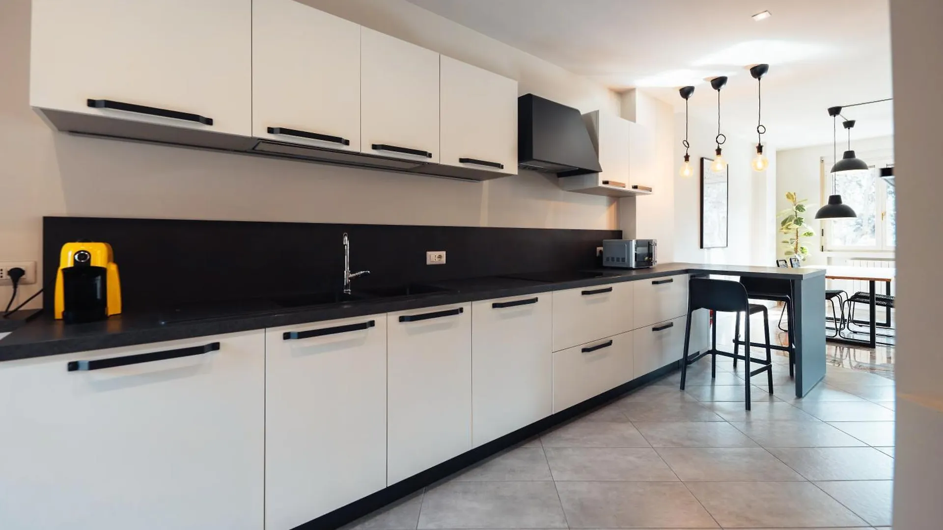 Como Lake - Modern Apartment Lecco